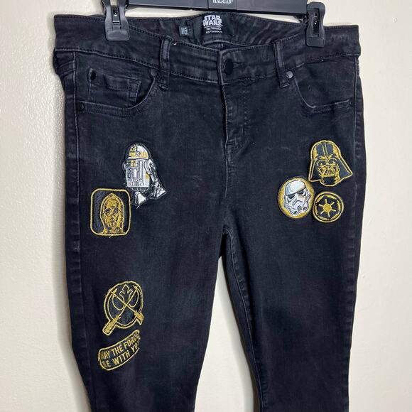 Her Universe Star Wars Jeans 12 Short Black Skinny Mid Rise Patches Darth Vadar - Picture 5 of 9